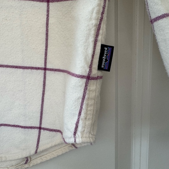 Patagonia W's Organic Cotton MW Fjord Flannel Shirt XS - Picture 5 of 6